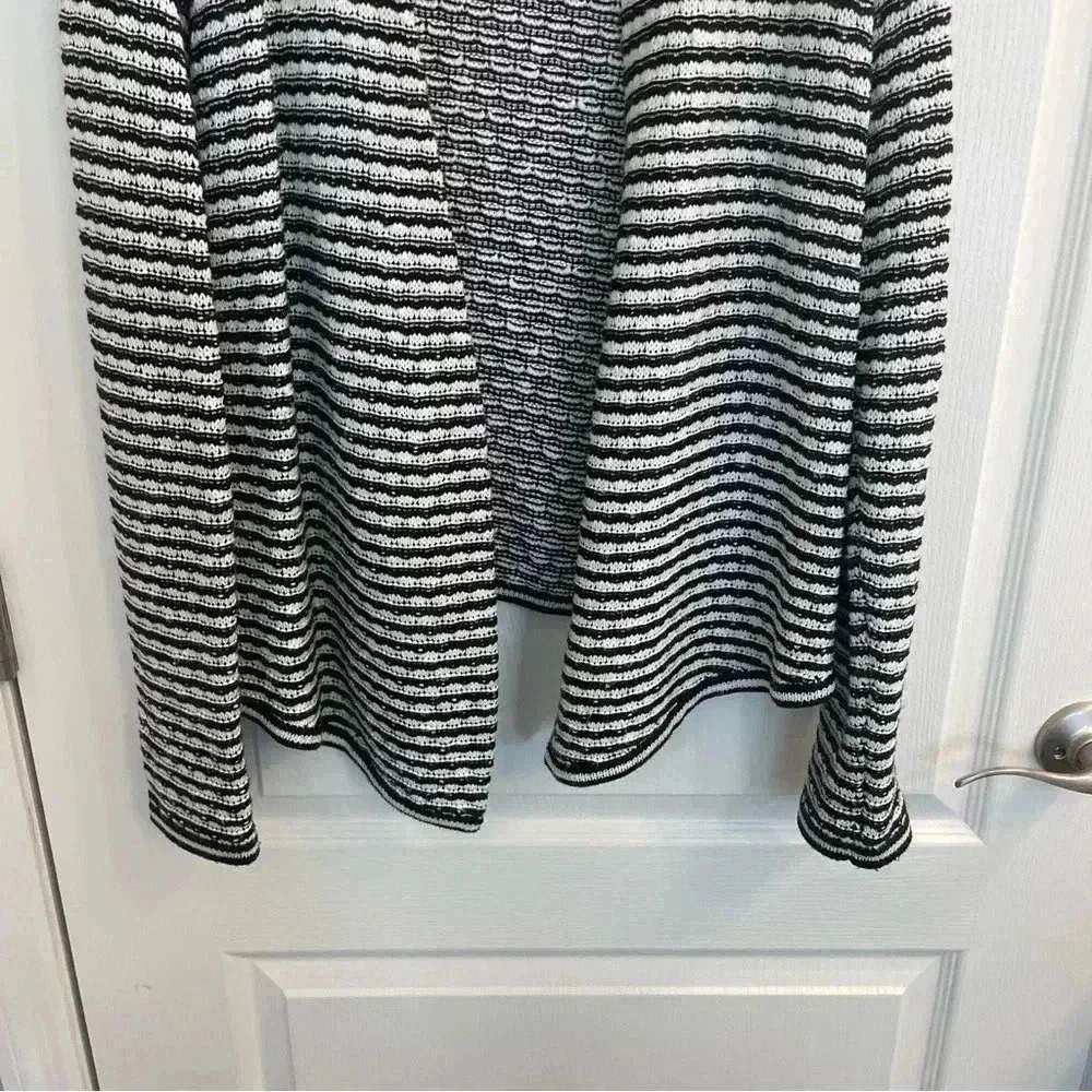 Black & White Cardigan by Chico’s - Picture 4 of 7